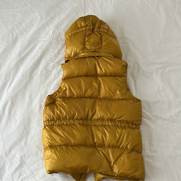 Athleta Lofty Down Vest - Picture 2 of 5